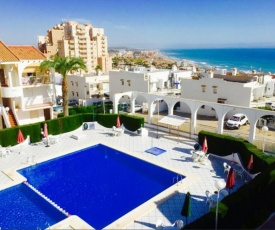 Apartment with pool & balcony less than 10min walk to La Mata Beach!