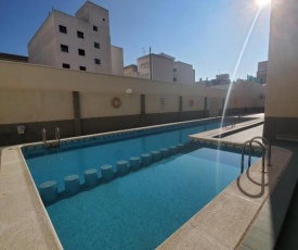 Appartement proche plage avec piscine en centre ville