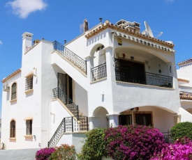 Casa Mahyan Apartment Villamartin