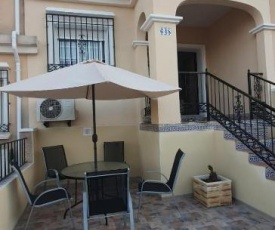 Entre Golf Townhouse with Communal Pool