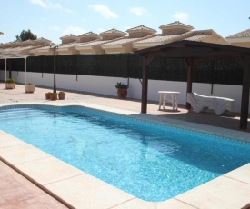 Mercedes - comfortable holiday accommodation in Calpe