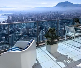 Luxury Design Apartment on the 41st Floor - Breathtaking Views