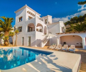 Villa Ibiza - Plusholidays