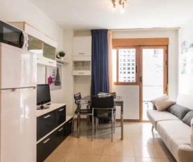 Apartamento en el centro a un minuto de la playa