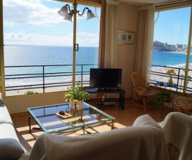 Beachfront apartment in Poniente