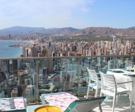 Breathtaking View 2-bedroom apartment