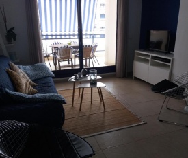 Apartamento Dénia. Frente Club Náutico con vistas al mar, terraza y piscina