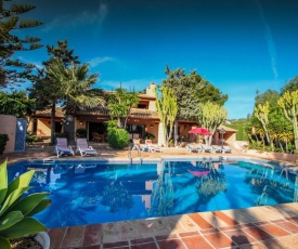 Finca Fustera - charming, Finca style holiday villa in Benissa