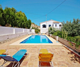 Flandes - traditionally furnished detached villa with peaceful surroundings in Benissa