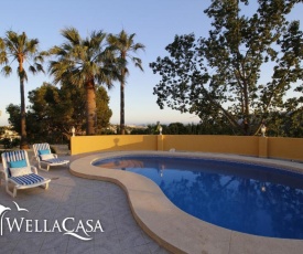 Cozy Villa VESTA with swimming pool in Calpe