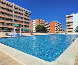 Fantastic Location - Ground Floor Apartment in walking distance to the beach