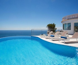 Blue Dream Villa