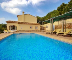 Estrelizia - pretty holiday property with garden and private pool in Calpe