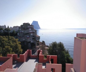 Estudio en la Muralla roja