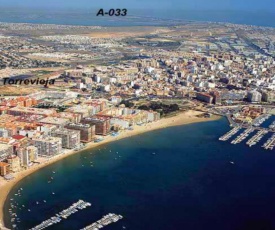 Piso de 4 Habitaciones a 50 Metros de la Playa El Acequion, Torrevieja