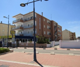 AHRENTALS Apartamento Urb Abanicos 1ª línea de playa