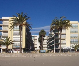 APARTAMENTO A 25 METROS DE LA PLAYA