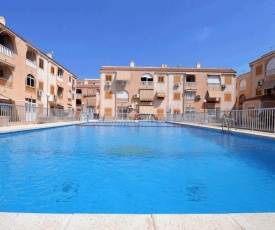 2 Bedroom Full Refurbished Beach Pool Apartment