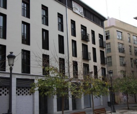 Apartamentos Hiedra y Tapinería Mercado Central