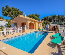 Sofia - holiday home with private swimming pool in Moraira