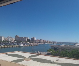 Apartemento con vistas al puerto de Gandia familias y parejas