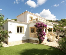 Charming Villa with Private Swimming Pool in Moraira