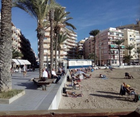 Apartment only 250m from the beach Los Locos