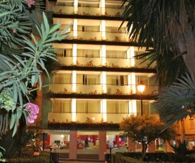 Hotel Oasis Plaza